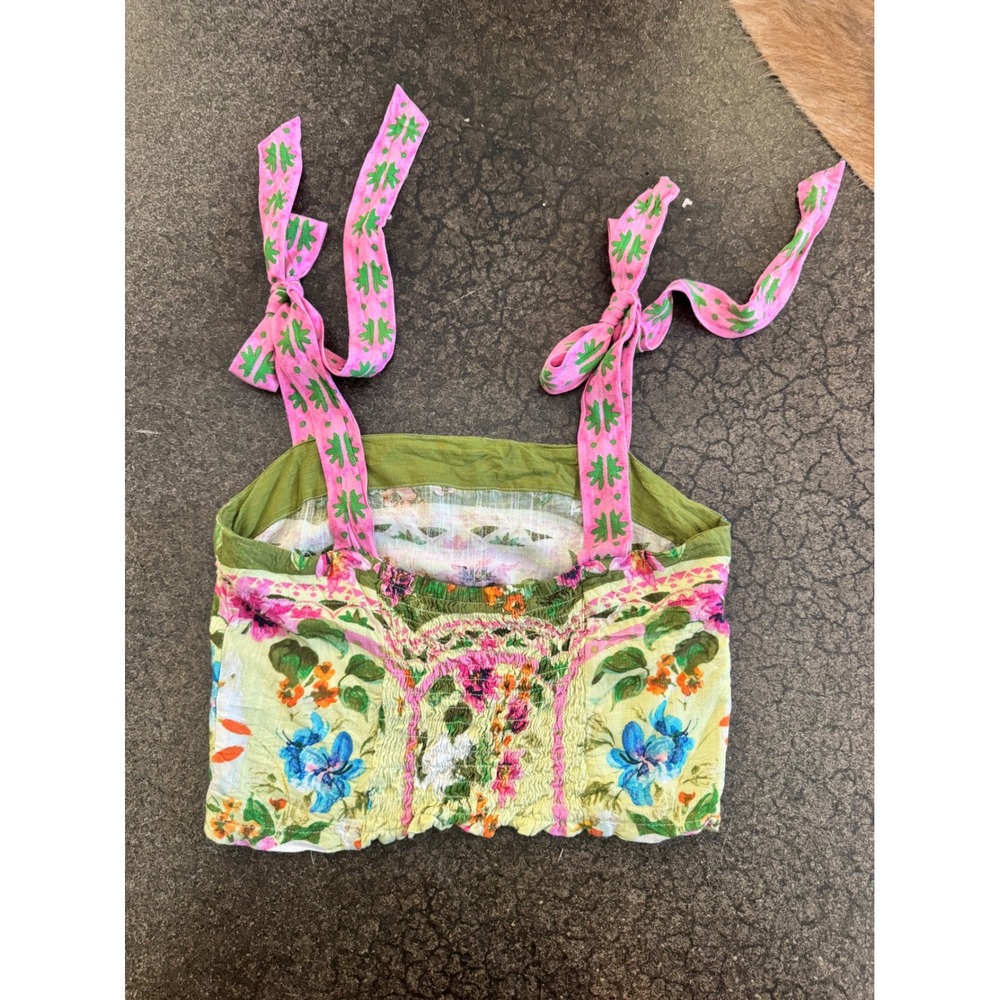 Rose + Olive Resort Floral Crane Print Crop Top Tie Shoulder Smocked Back Small - Picture 6 of 7